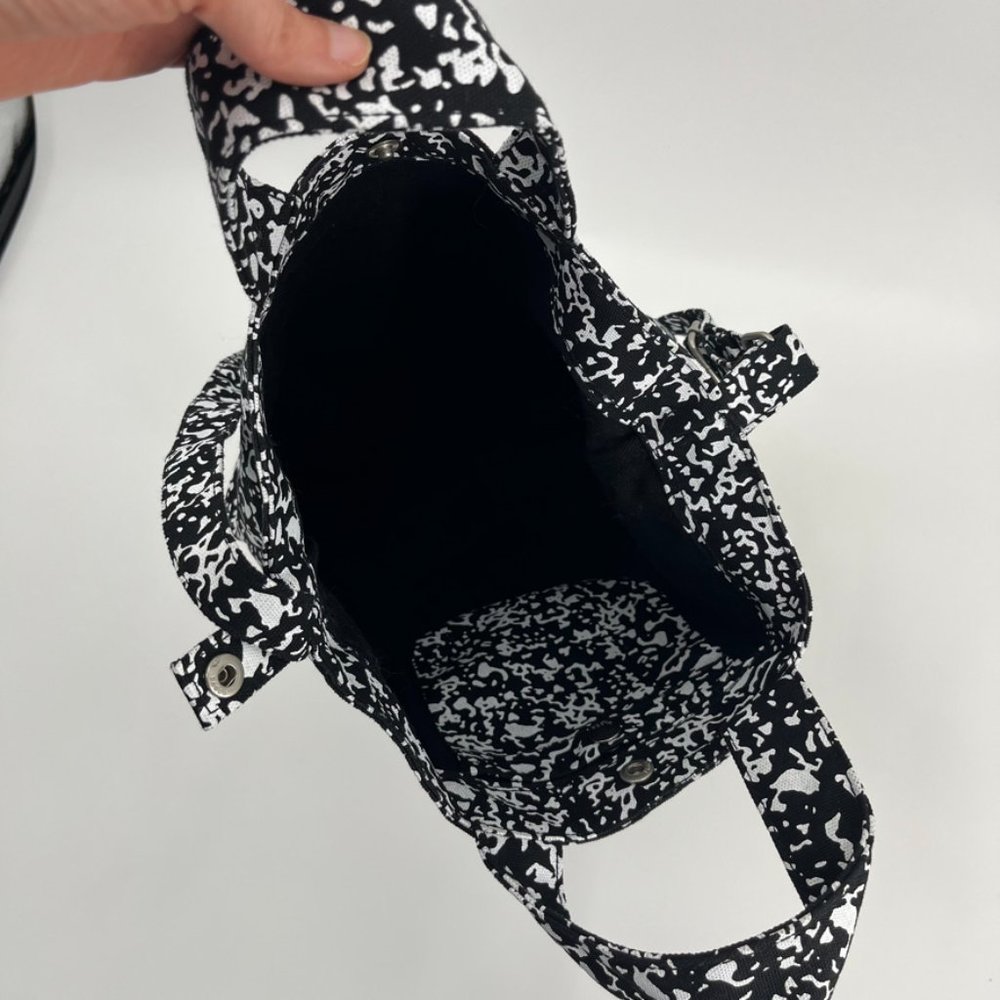 BAGGU Black and White Tote Bag - Picture 3 of 4